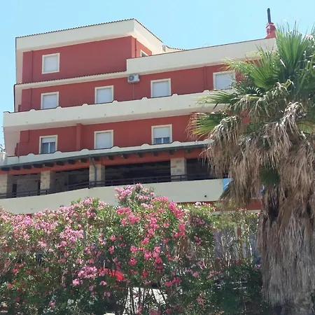 Al Mare..... Le Castella (Calabria)